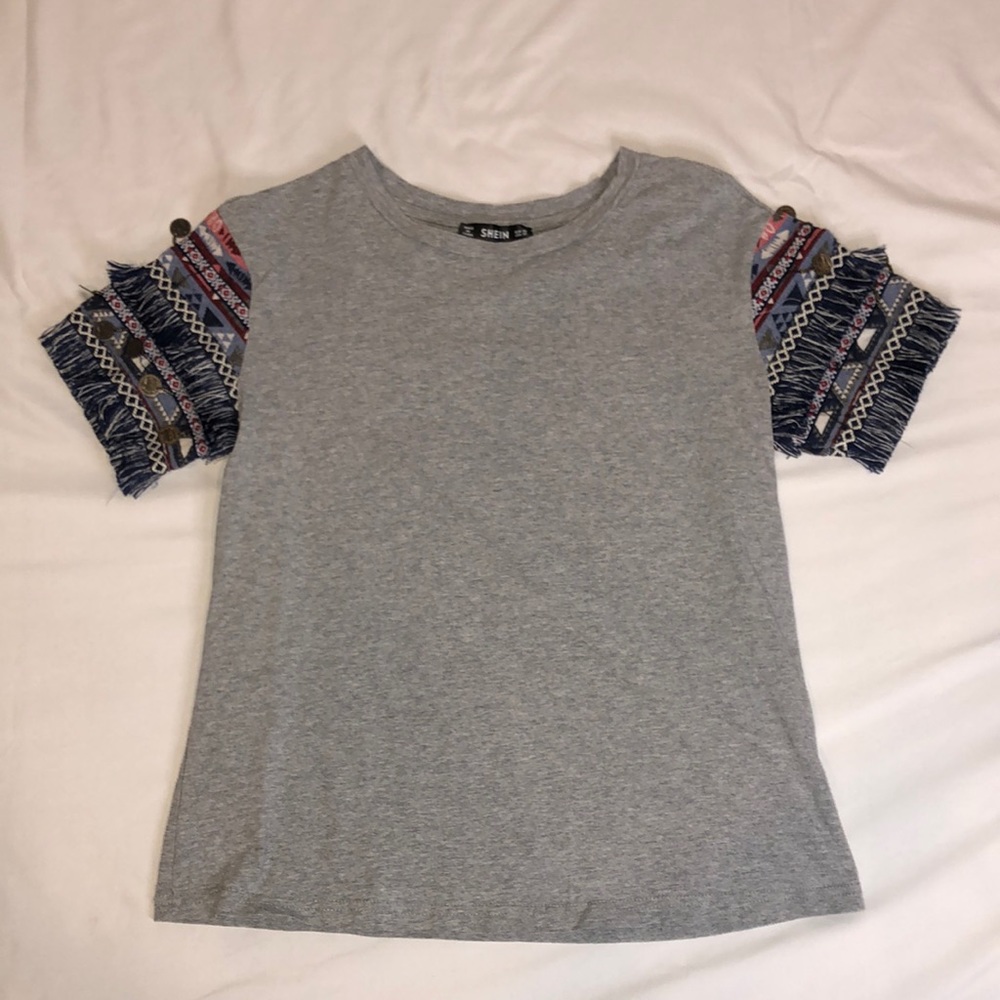 fringe sleeve tee